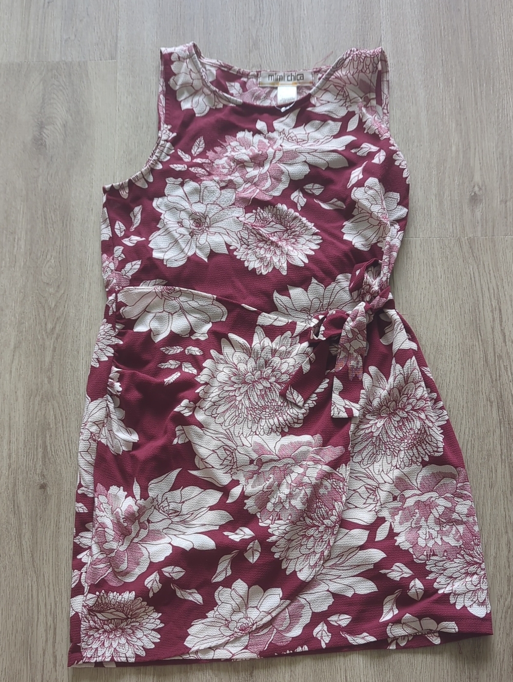 Mimi Chica Burgundy Floral Tie-Waist Sleeveless Dress
